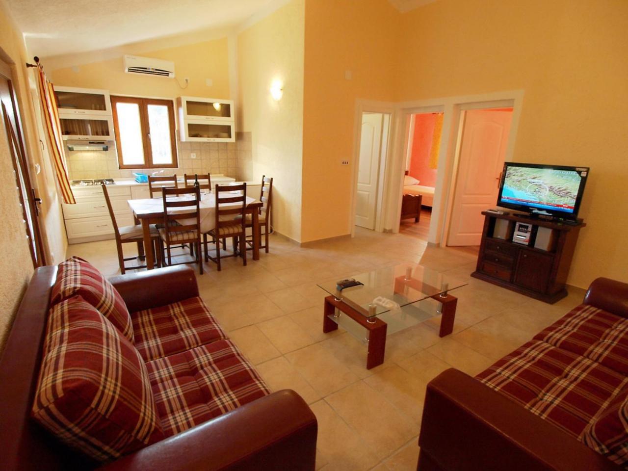 Appartamento Silvija-1 By Interhome Vir